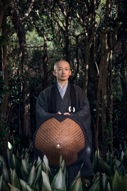 僧侶 || Anthony Wood ©2014