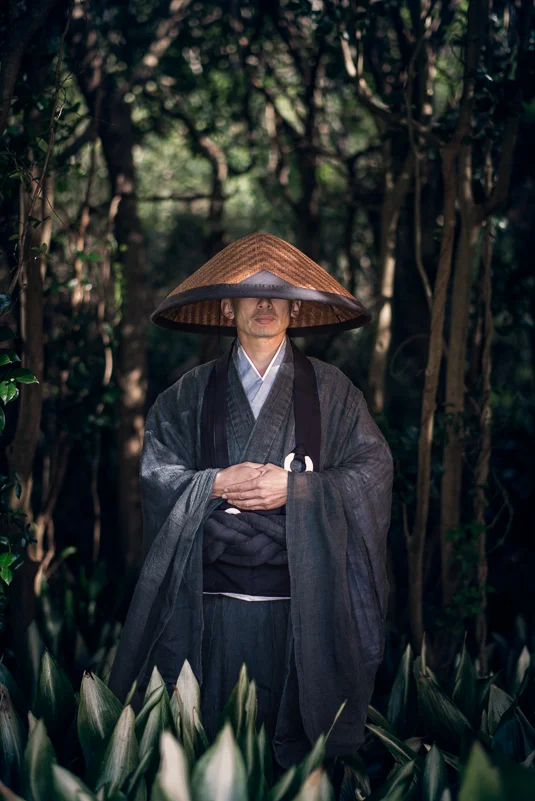 僧侶 || Anthony Wood ©2014