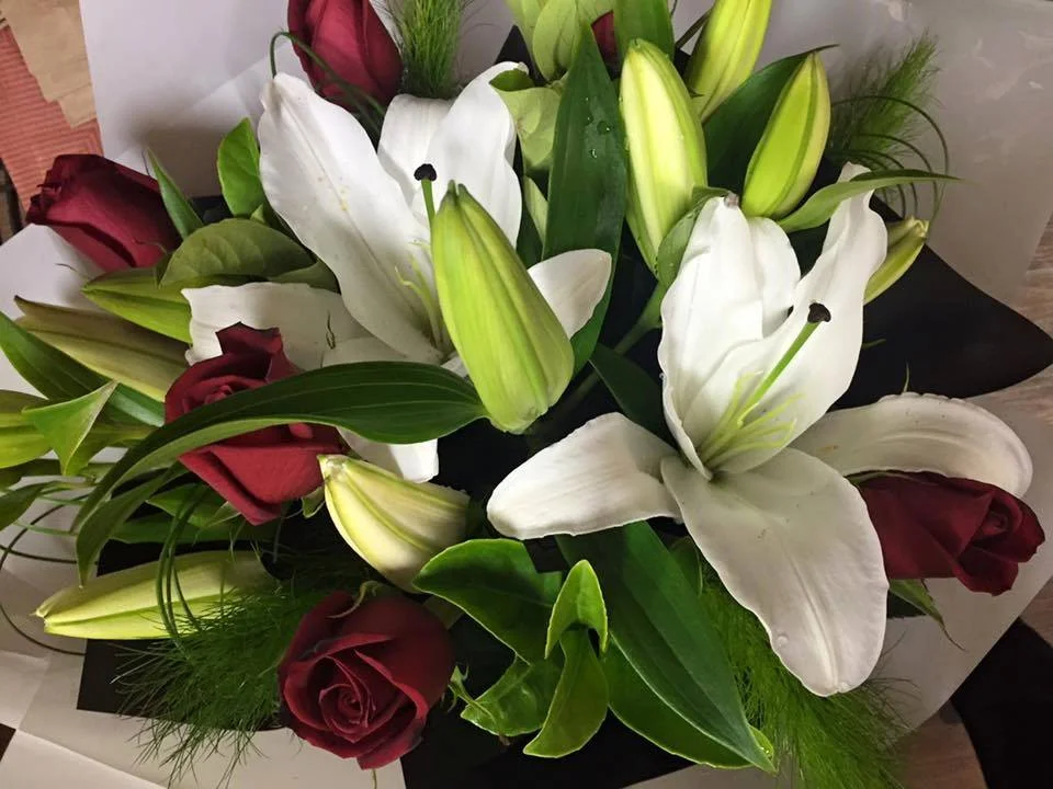 Romance - Red Roses and Oriental Lilies