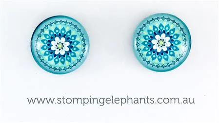 20171207-stomping-earrings-9821.jpg
