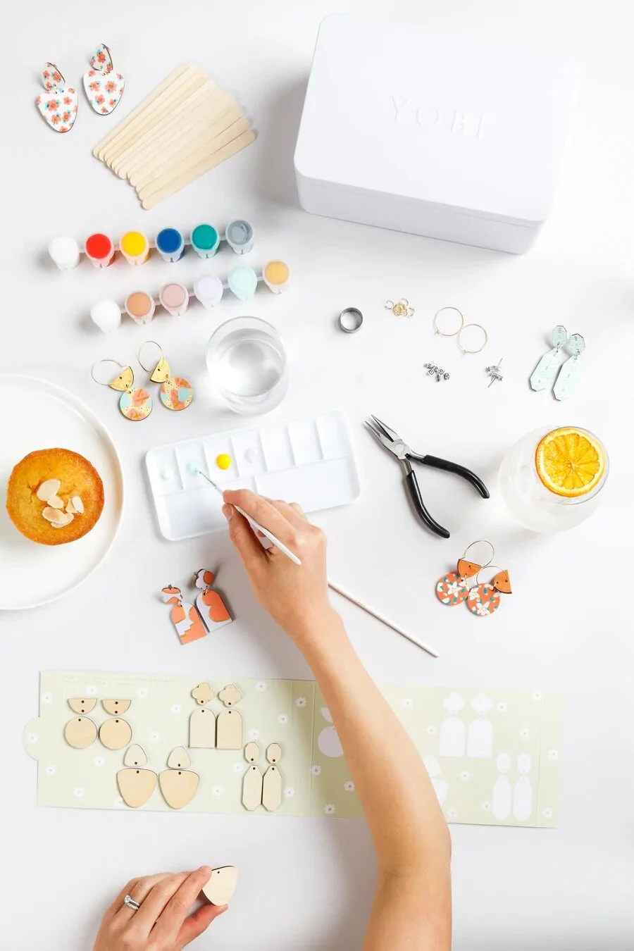 9FEBE189-0619-4B82-A3B4-CA94BAC7555E