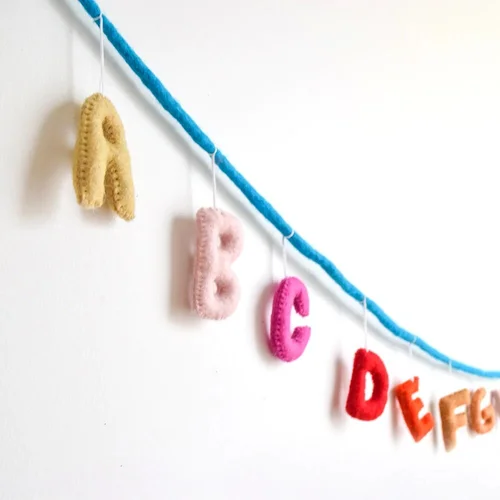 ALPHABET GARLAND A TO Z - COLOURFUL