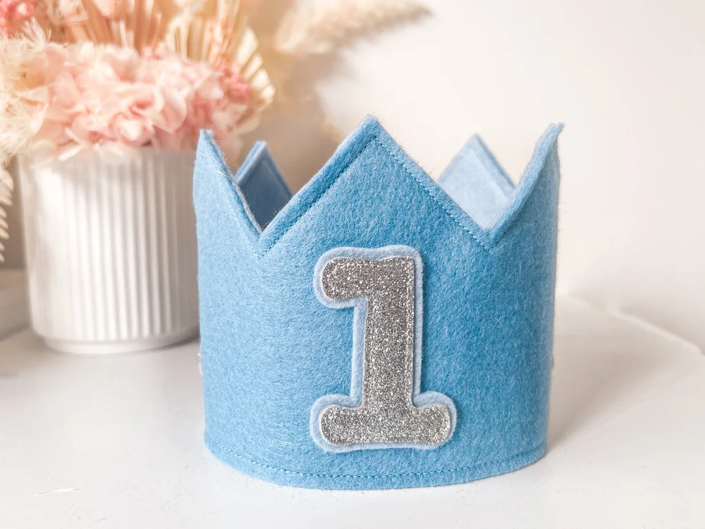 NUMBER 1 FELT CROWN - Baby Blue