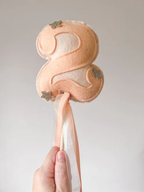 NUMBER 2 WAND - Peach Macaroon