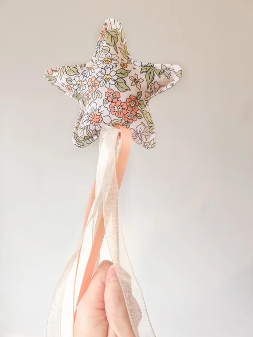 MAGIC PLAY WAND - Floral