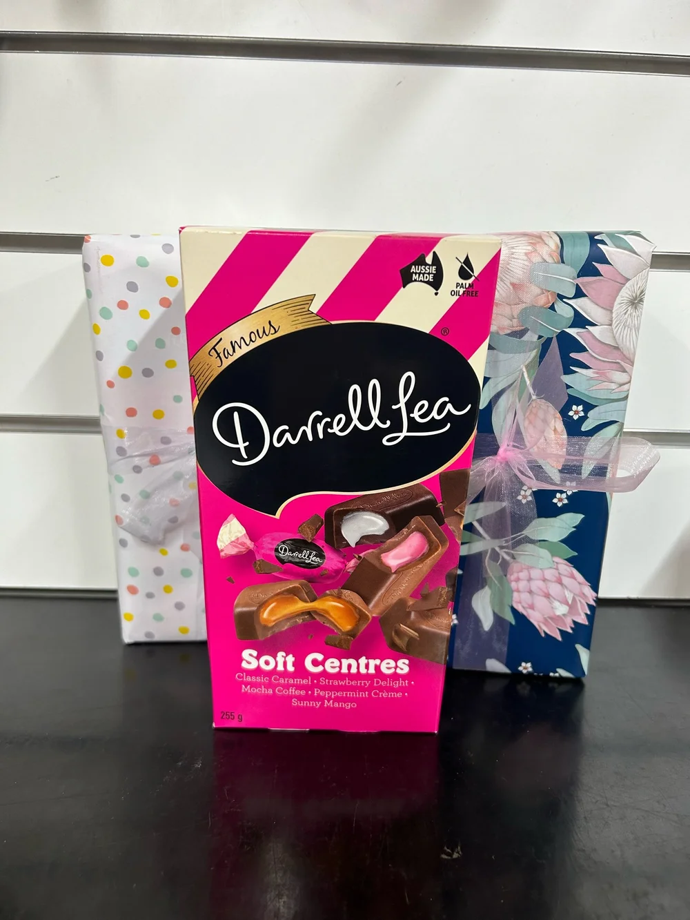 Darrell Lea Soft Centres Gift Box 255g
