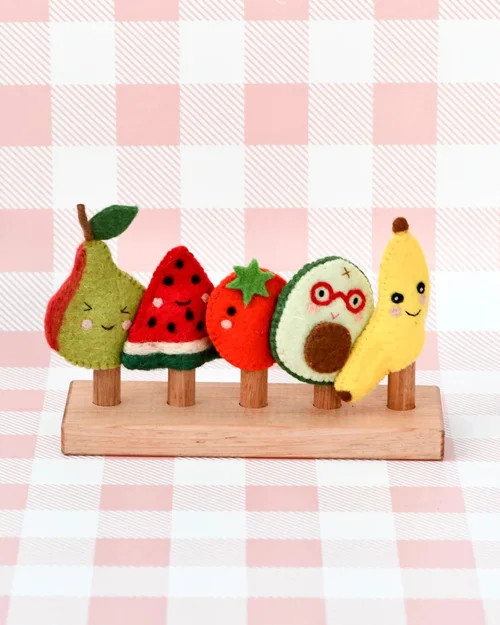 FELT FRUITS FINGER PUPPETS SET