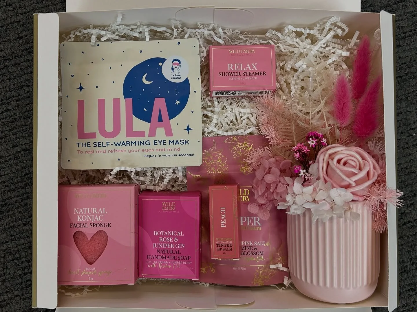 💕 Relax &amp; Recharge Hamper 💕 
The ultimate self-care gift designed to help them pause, unwind and feel refreshed. Perfect for birthdays, thank you&rsquo;s or just because, this hamper is filled with thoughtful treats that bring comfort, calm and