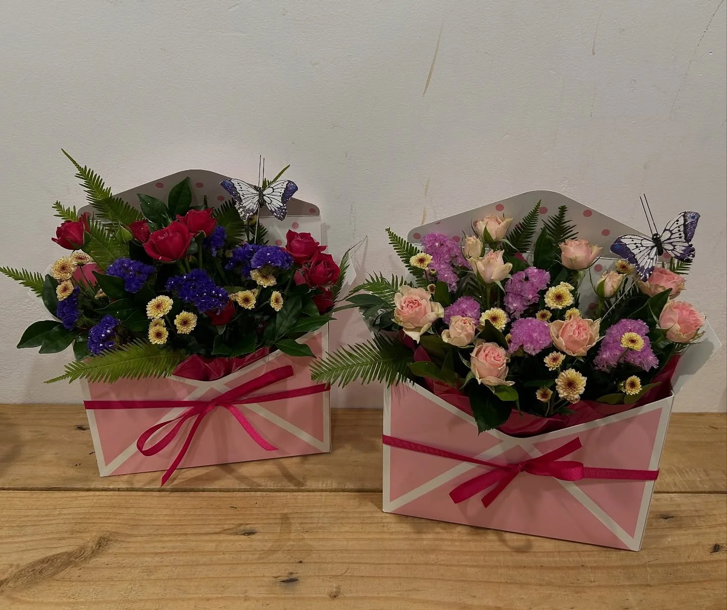 Happy Monday, Flower Lovers! 💐
Here&rsquo;s to a fresh week filled with colour, creativity and blooms that make you smile. 
Fresh blooms have arrived and the shop&rsquo;s looking extra gorgeous &mdash; the perfect pick-me-up to start your week.

We 