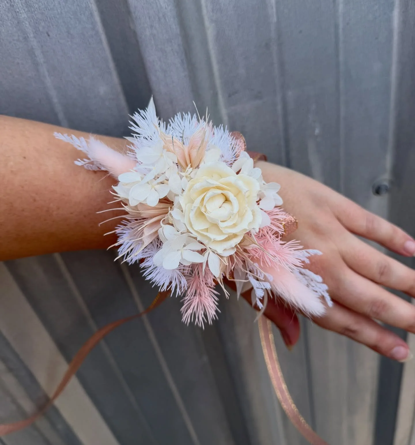 Formal Season is upon us 🌹
only 2 Weeks away 😮 

Attention Graduates, have you ordered your corsage and buttonhole set ? 

Each Corsage and Buttonhole is hand made with love on the day and we can only make so many. Our availability is filling up fa