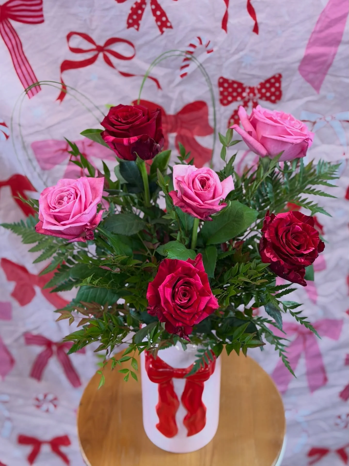 The Sweetheart Edit, a curated collection of Valentine&rsquo;s blooms in shades of red, pink and love &mdash; finished with bows, thoughtful details and that little bit of magic.

Introducing our next product
🌹Sweetheart Roses Vase 🌹

Stunning Impo