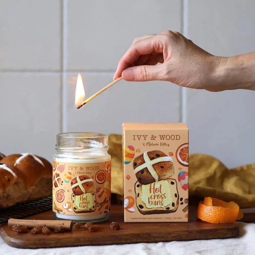 Hot Cross Buns Limited Edition Easter Candle