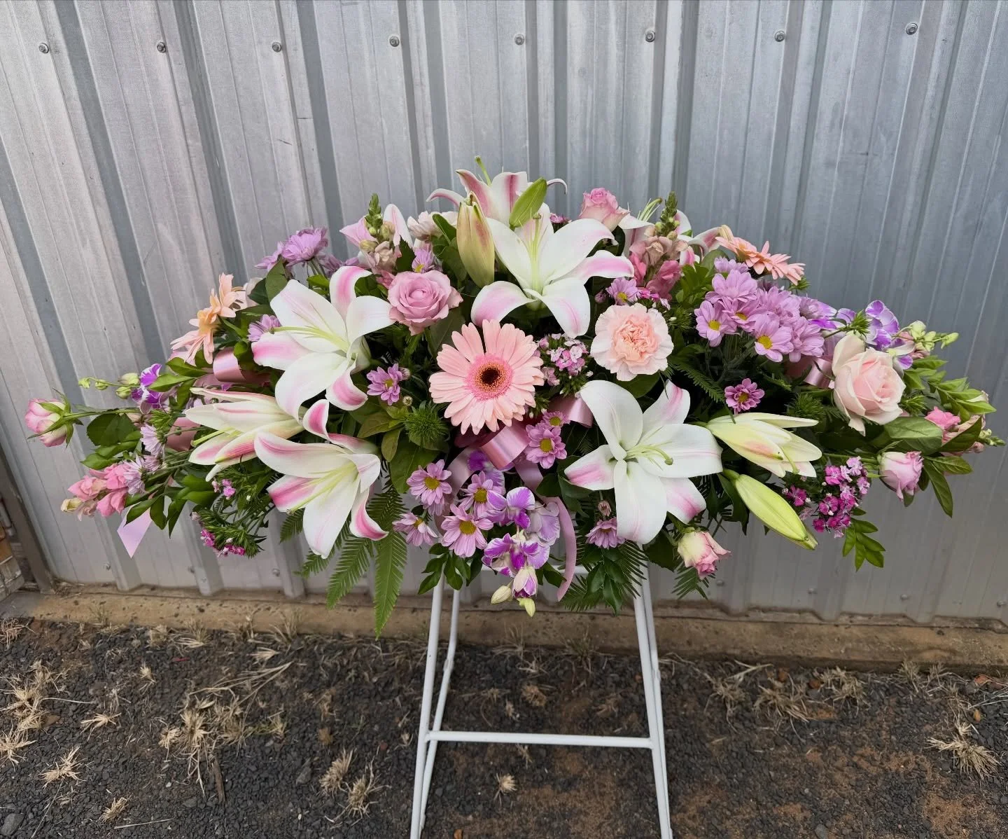 Saying goodbye is never easy.
Our funeral and sympathy flowers are thoughtfully designed to bring comfort, express love, and honour cherished memories.
Each arrangement is made with care, respect, and attention to every detail. 💕