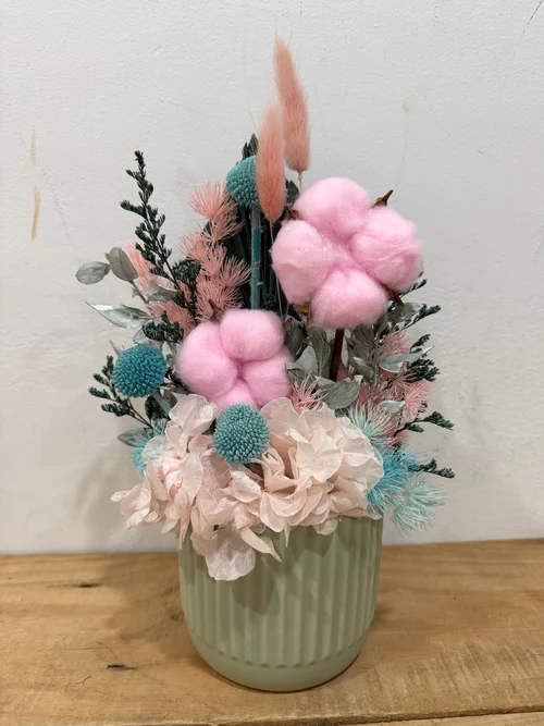 Zarah Preserved Arrangement