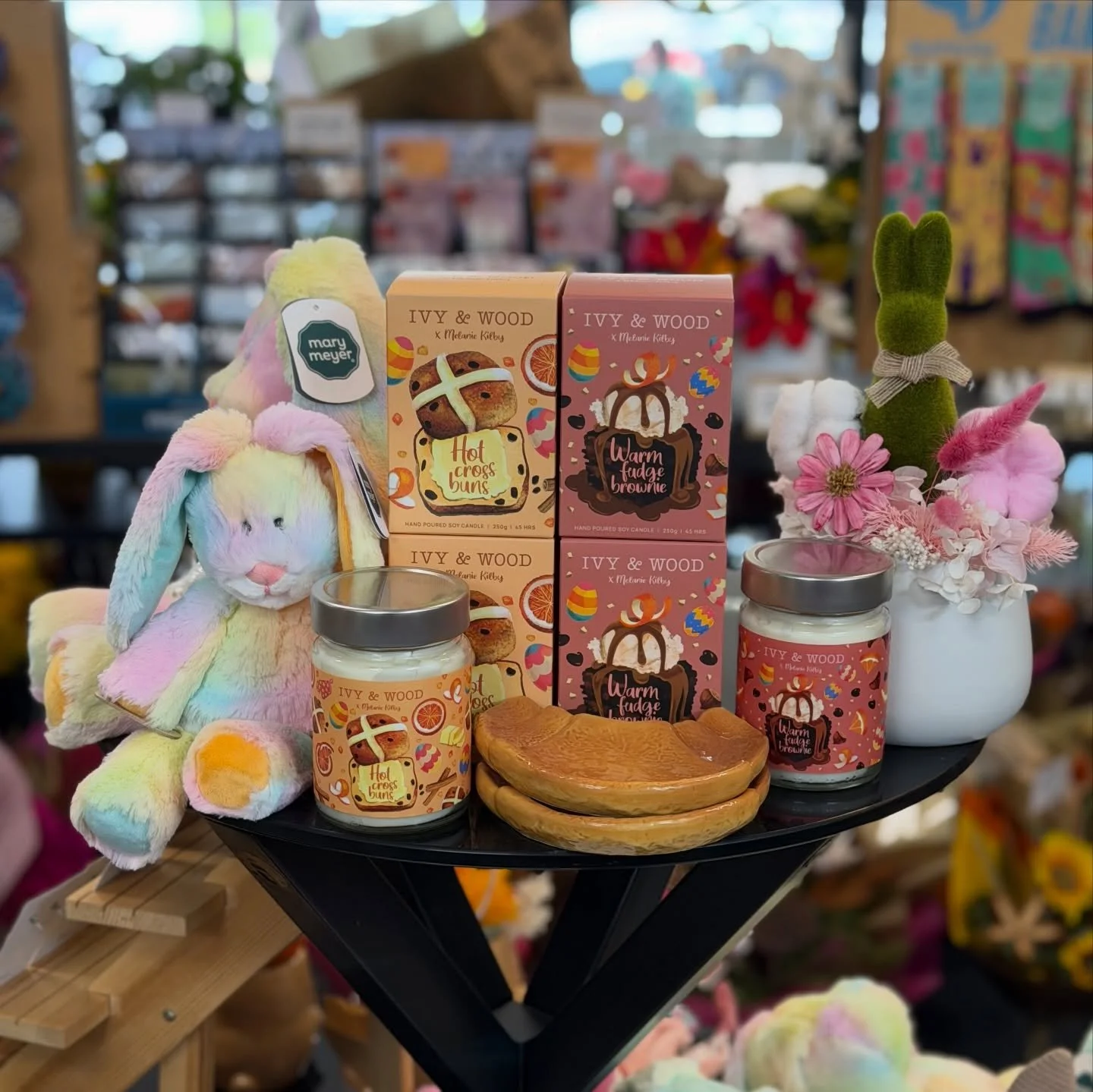 🌸✨ Happy Saturday Flower Lovers ✨🌸

We&rsquo;ve had a big restock of giftware this week and the shop is absolutely bursting with new arrivals 💐

From long-lasting preserved and artificial flowers, shower steamers and body products, hampers, plants