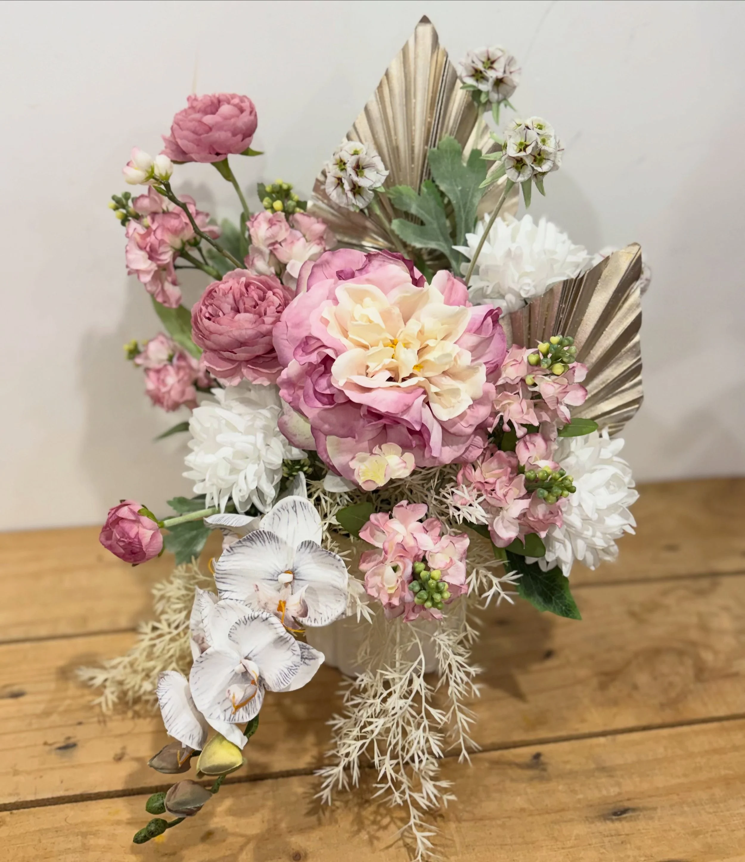 You guys sure did love our Preserved Blooms for Mum &mdash; we sold so many over the weekend 💐

This weeks restock is here and it&rsquo;s full of all the goodness you loved&hellip; beautiful colours, forever blooms and thoughtful gifts that last wel