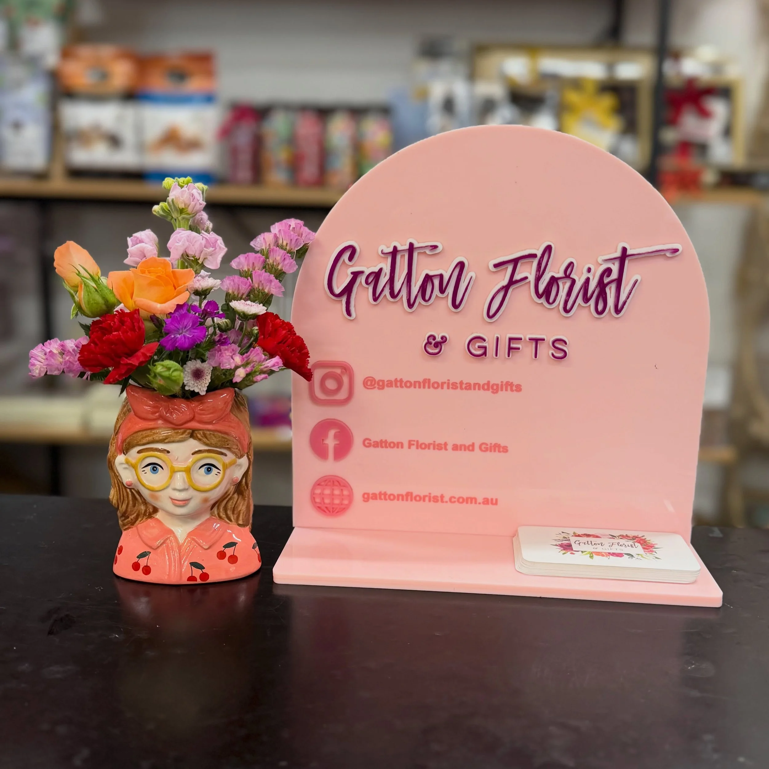 Tuesday mornings at Gatton Florist and Gifts 💐 
Blooms unpacking, phones ringing and a whole lot of magic happening behind the scenes ✨ 

🚚 We deliver locally, Monday - Friday &amp; we ship our Giftware Australia Wide 🇦🇺 
📞 07 54623777
🖥️ www.g