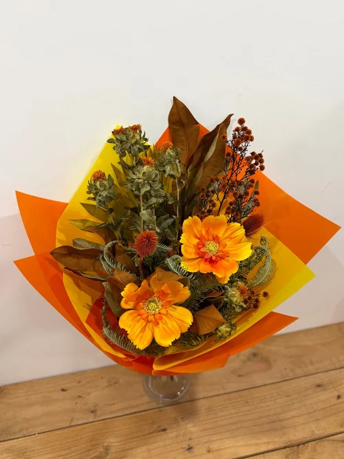 Sallie Preserved / Artificial Blooms