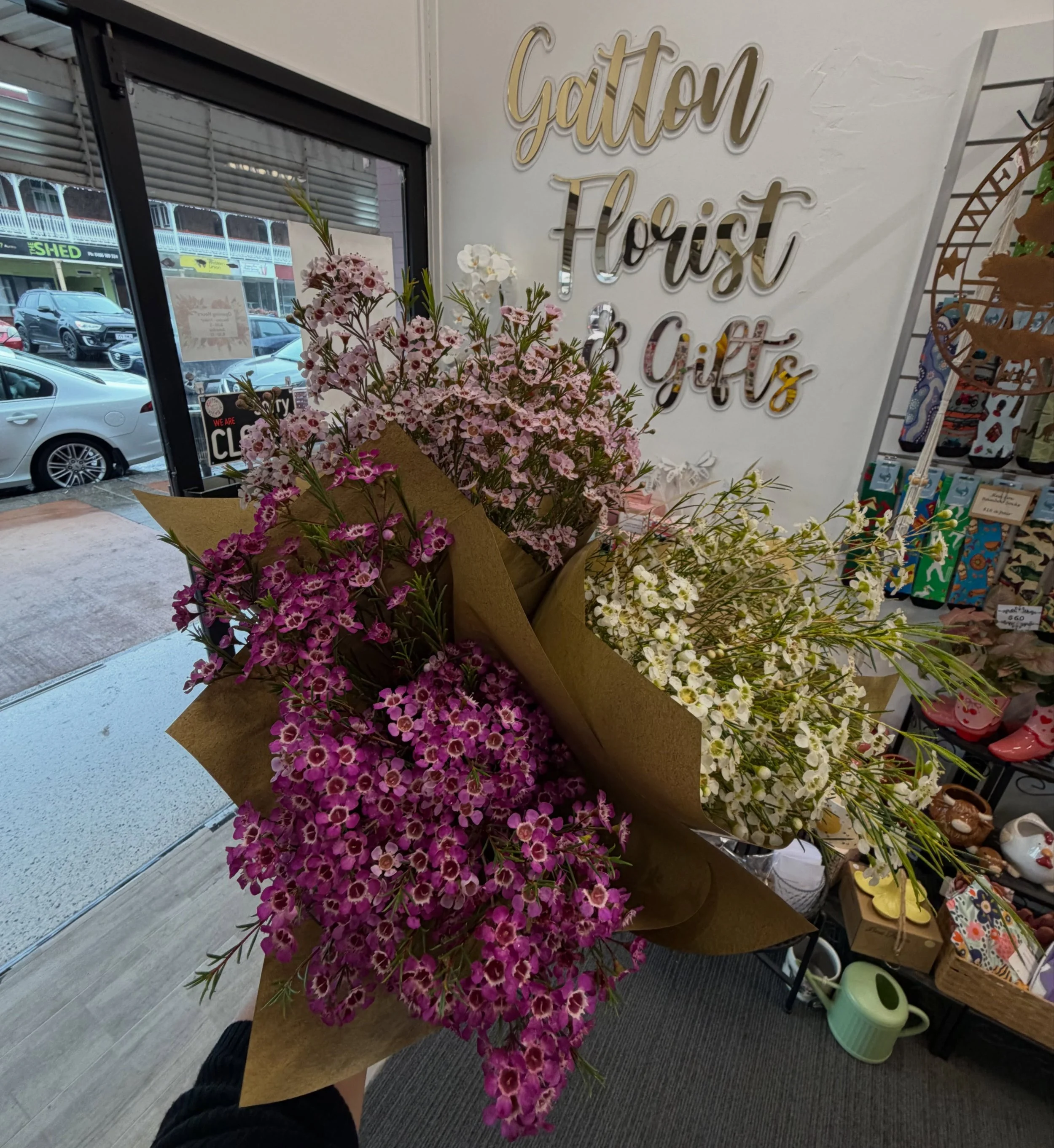 Wax Flower is looking particularly AMAZING at the moment! 🌸

If you&rsquo;ve been thinking about treating yourself to a bunch of flowers this weekend, these beauties are the perfect choice. 

✨ SPECIAL WEEKEND PRICE &mdash; just $15 a bunch! ✨

Brig