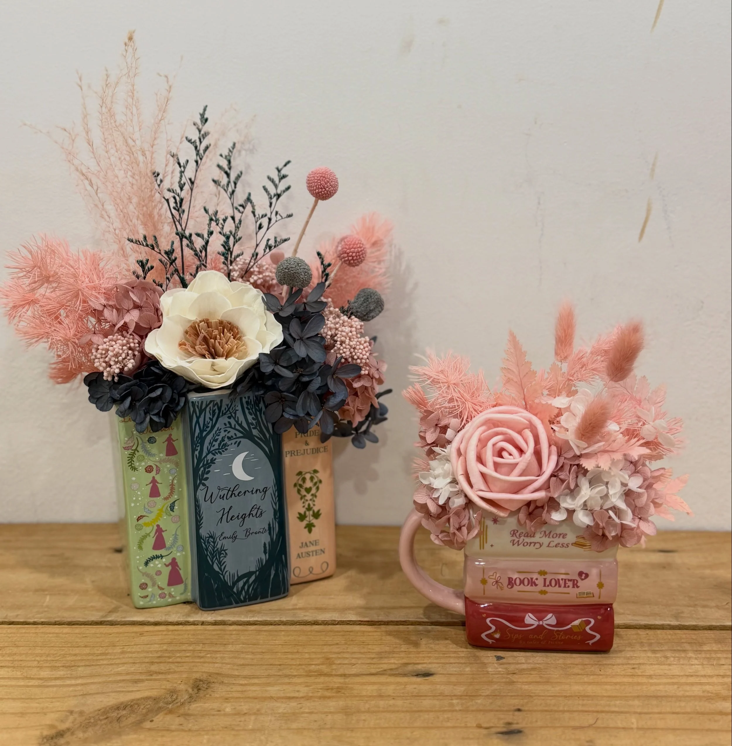 Your weekly dose of preserved goodness 💐

Quirky pots, beautiful blooms and a whole lot of personality! 

This week&rsquo;s preserved arrangement restock is giving ALL the vibes, from fun and funky to pretty and timeless, there&rsquo;s a little some