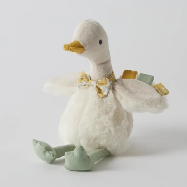 soft-baby-rattle-goose-cream-pastel-sadie-jcbr411-600x600.jpg