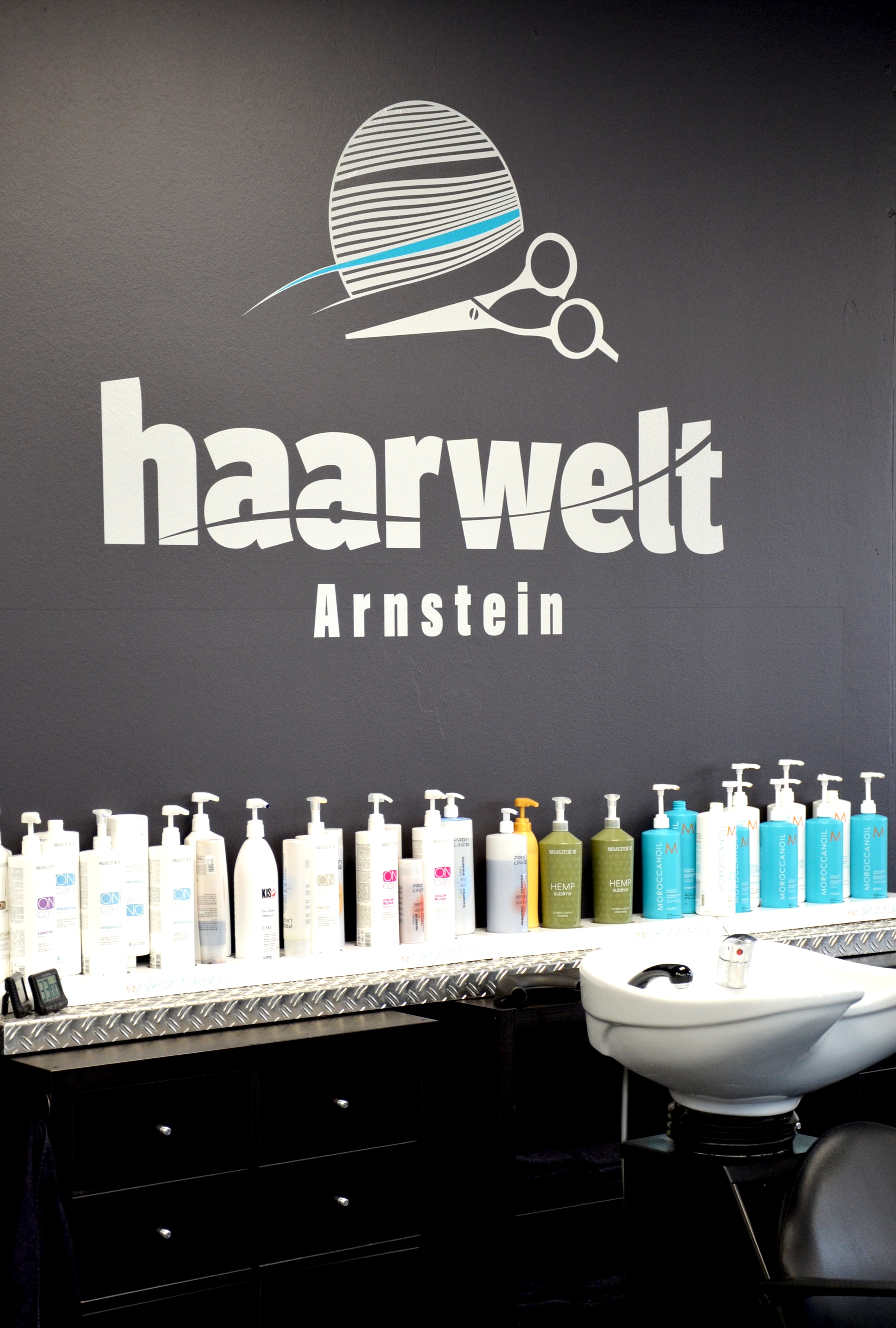 Haarwelt-Friseur-Arnstein_Studio_Michael_Seidl_Design1.JPG