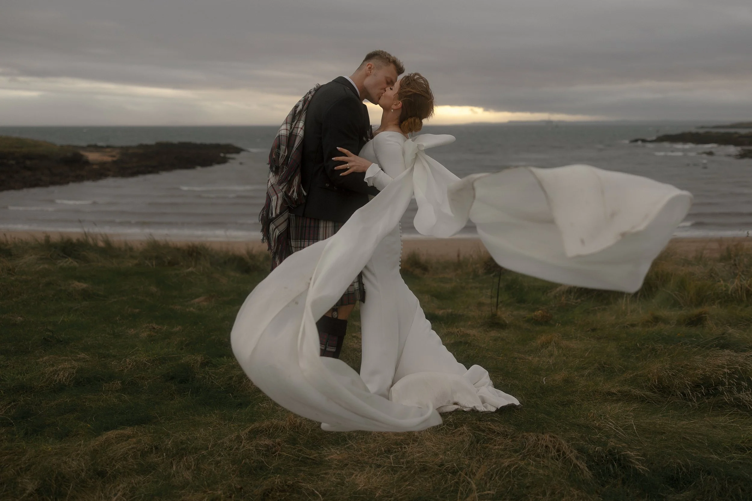 Molly & Ewan-1350.jpg