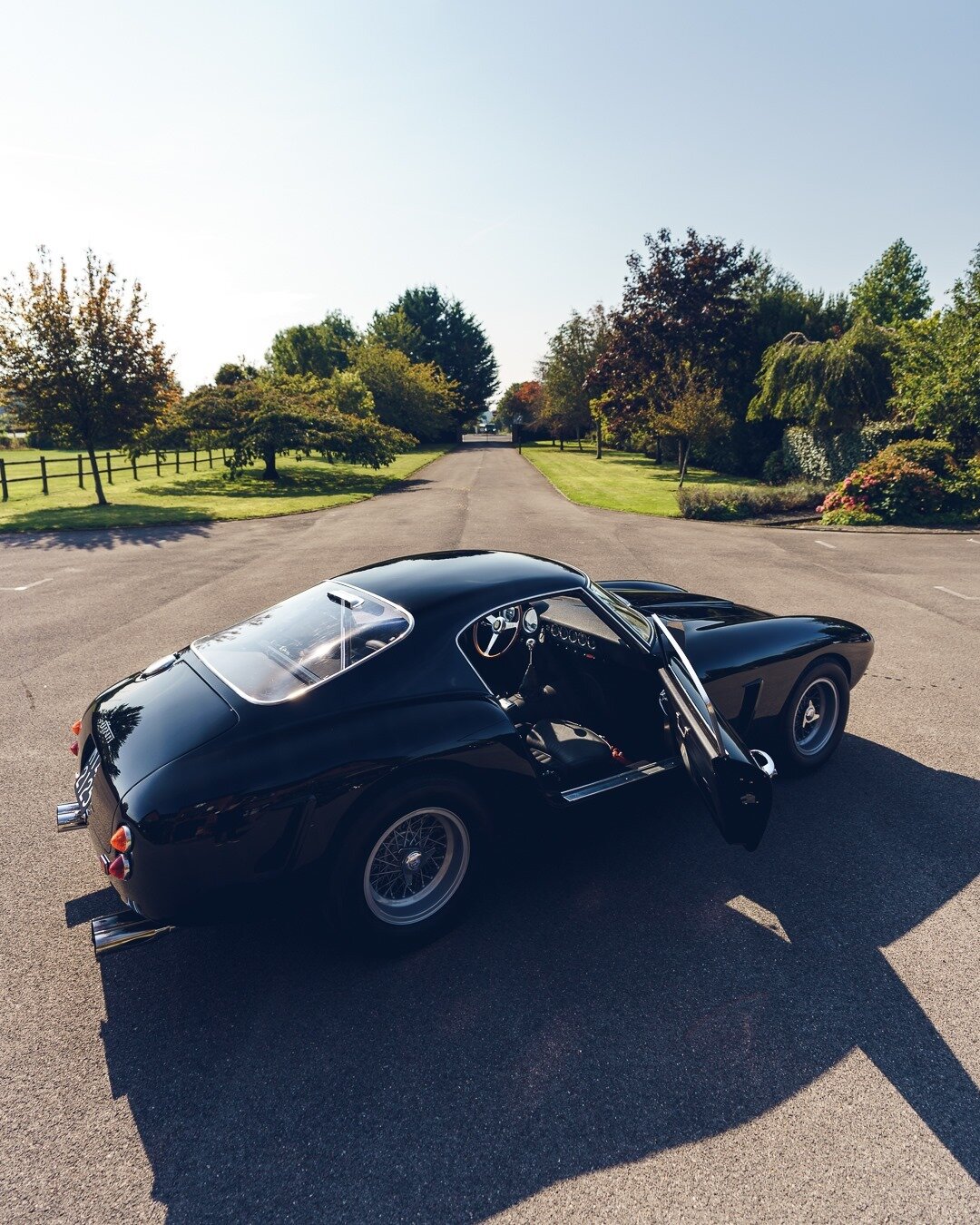 Today's podcast is with Mark Lyon of @gto_engineering chatting about 250 SWBs, his journey and all of the things that go on at GTO Engineering. Driving this car slammed home how boring modern cars can be. 

#250swb #ferrari #lifechanging #yesidroveit