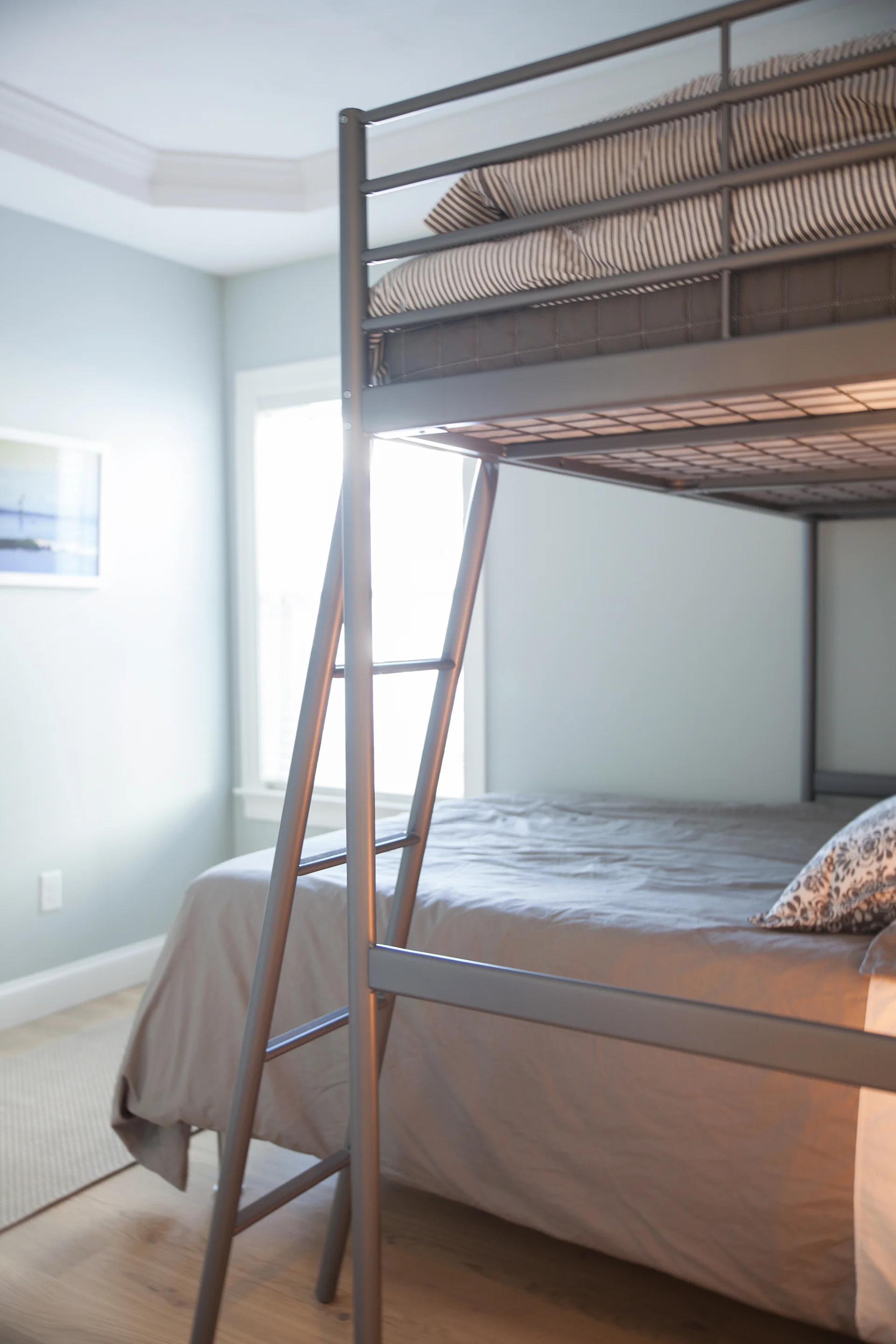 joe-interiors-bunk-bedroom-design1.jpg