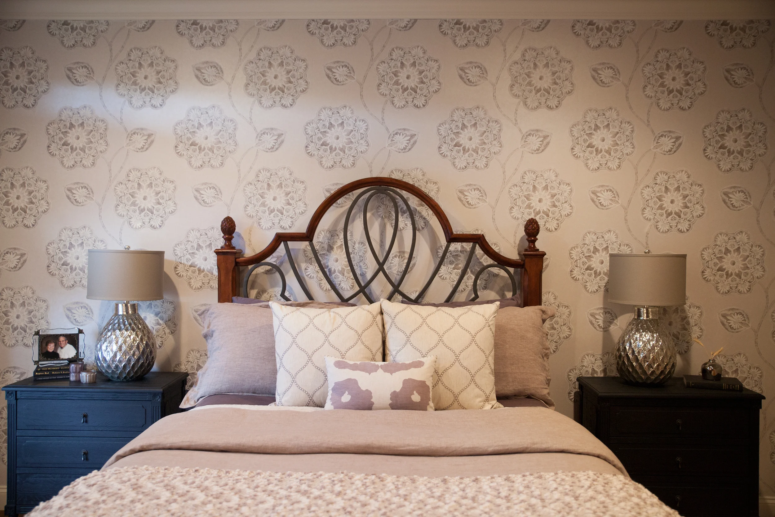 joe-interiors-master-bed-design2.jpg
