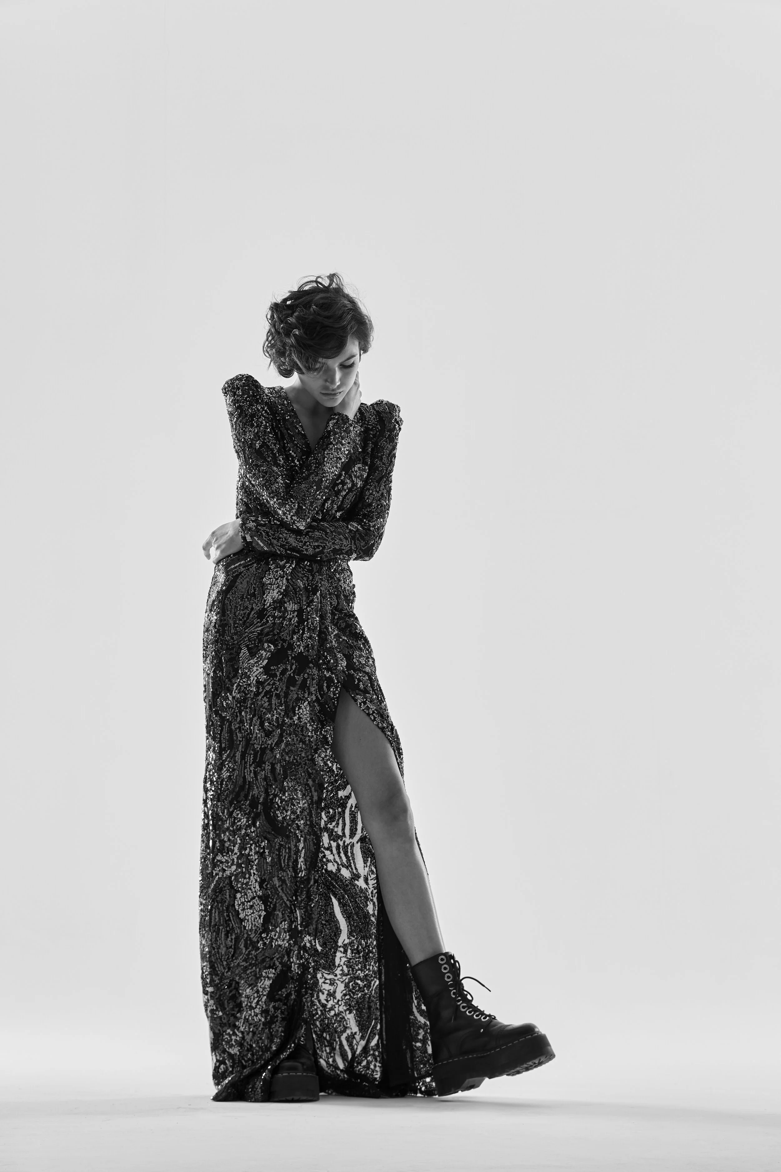 AdamWamsley-Editorial-Splashlight-Lolita-7934.jpg