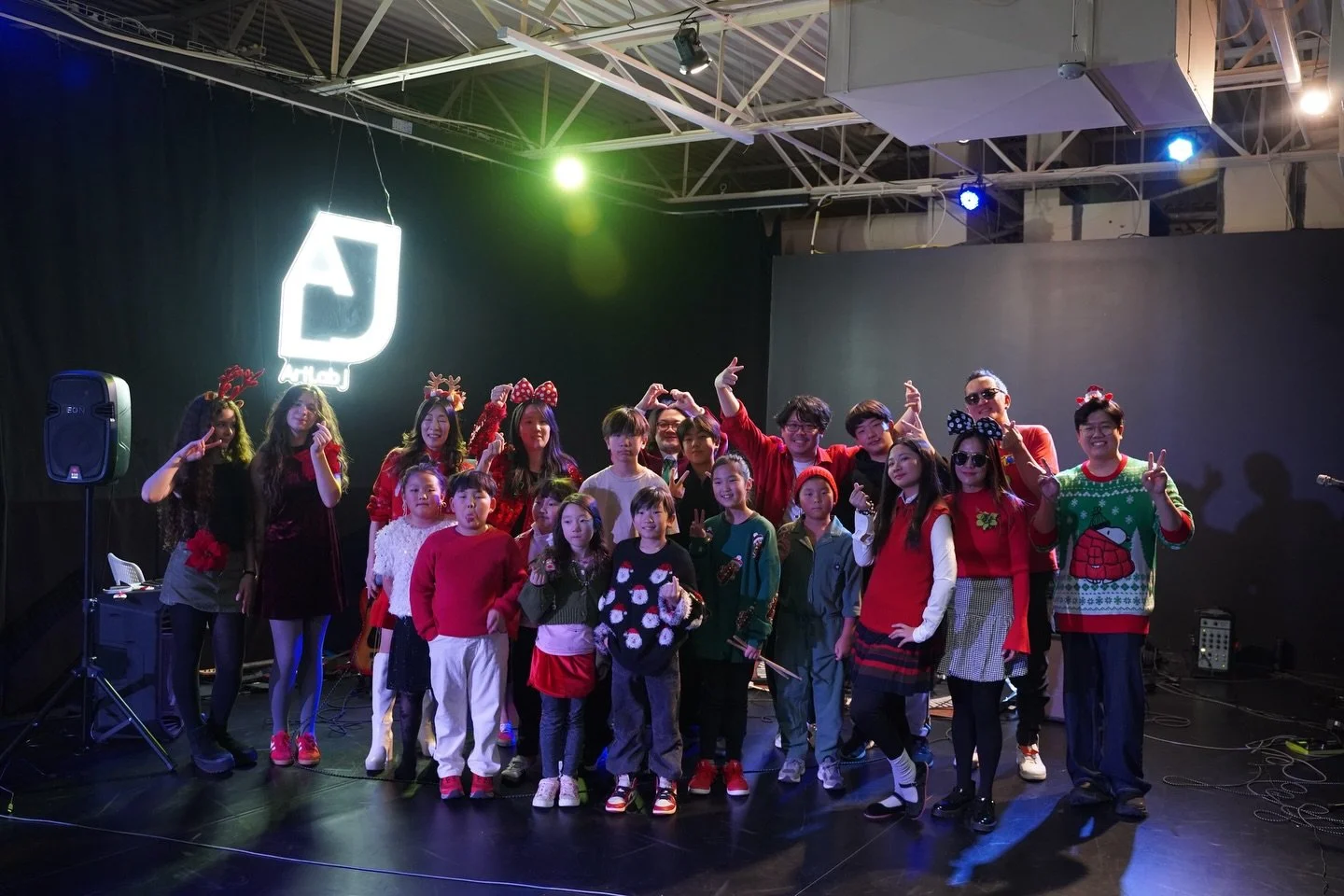 Thank you to everyone who made it to our band fundraiser last week! We had an amazing time creating music with you all! 🎤🥁🎶

Special thanks to our wonderful band for putting on a fantastic performance! All music is uploaded to the ArtLab J youtube