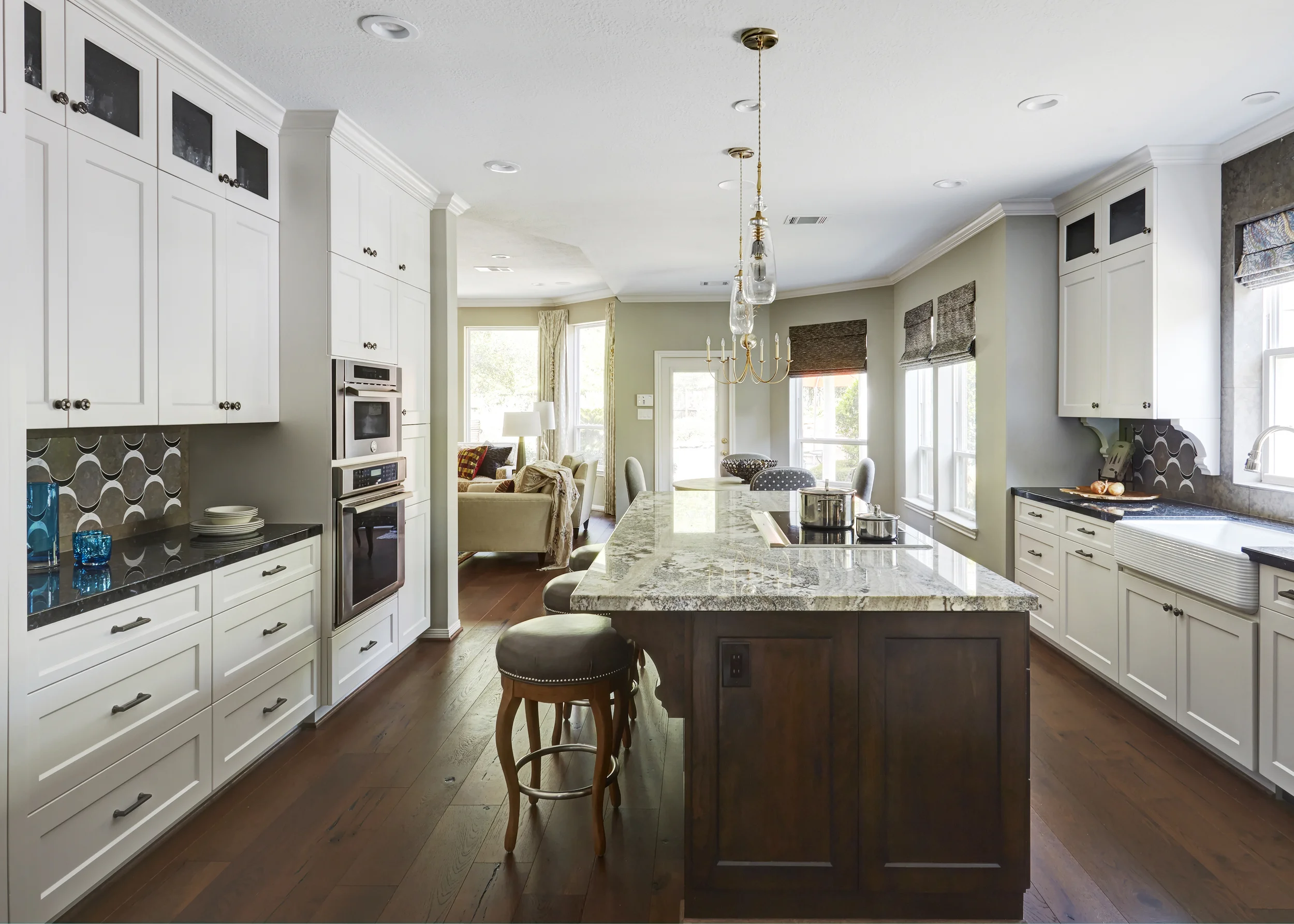 Stunning Transitional Kitchen