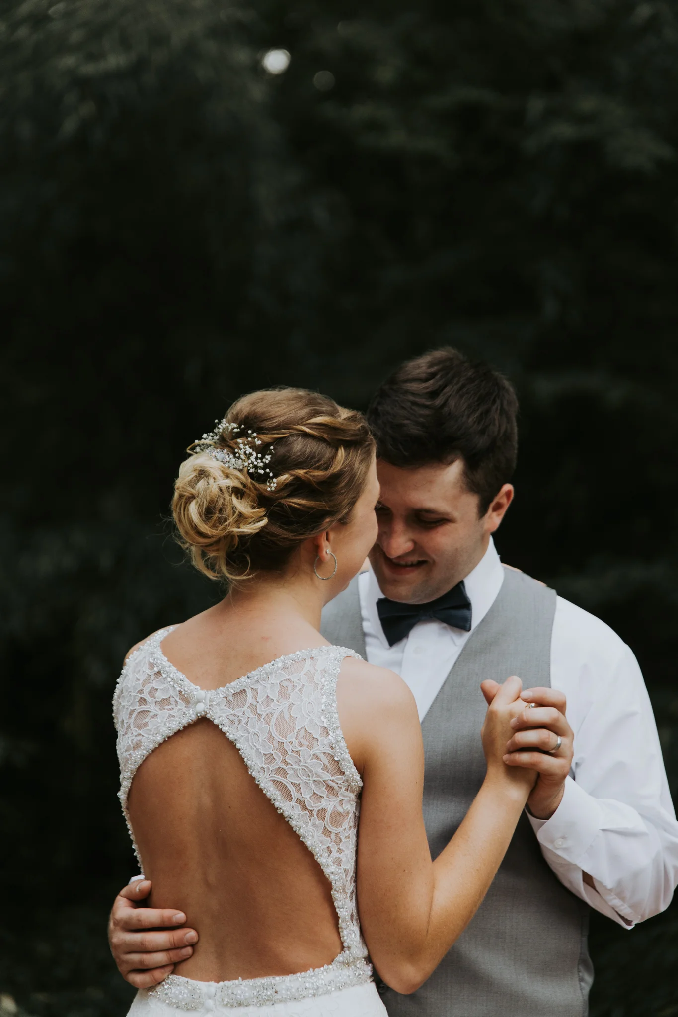 columbia-south-carolina-wedding-photographer-outdoors.jpg