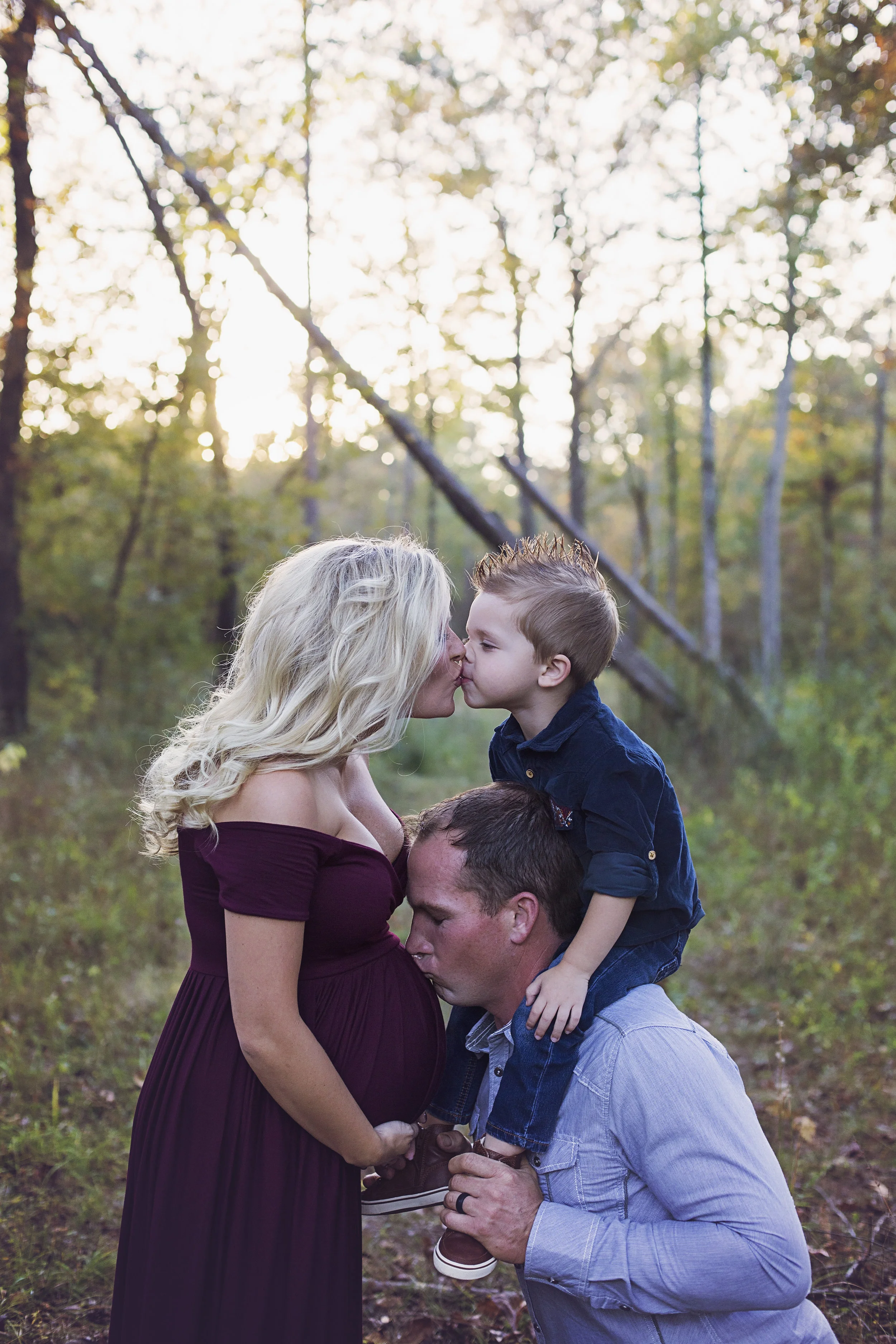 Picking up our big maternity print now! I can't wait to show it off. I am so thankful to have such a talented photographer and friend to capture these bittersweet moments with my little Nixon. Thank you to the moon, Lindsey!" - Britni Seal
