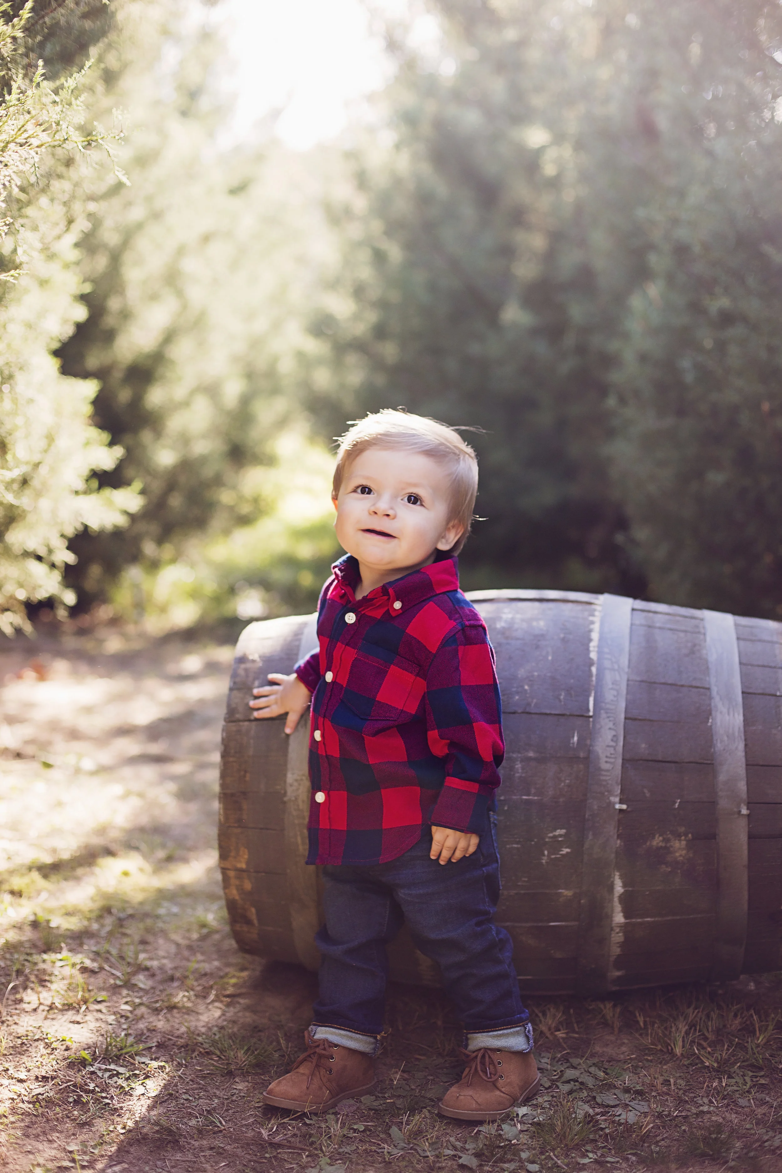 "This was our first time working with Lindsey and I could not be happier! Our mini session at the tree farm was beautifully styled and just the right amount of time for our very active 13 month old. Lindsey's billing process was easy and straightforward, the turnaround time for processing was very quick, and I absolutely LOVE every single photo we received. Her price and picture quality even made my husband happy :). We will be using Lindsey again in the future!" - Natalie Sheppard
