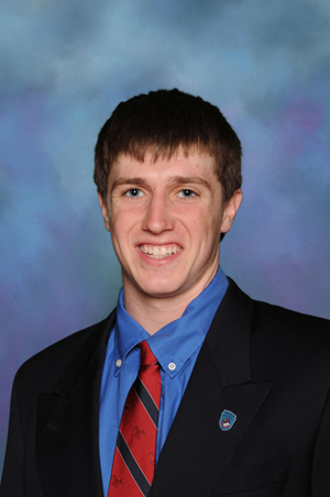 Senior Linebacker Mike Tiernan