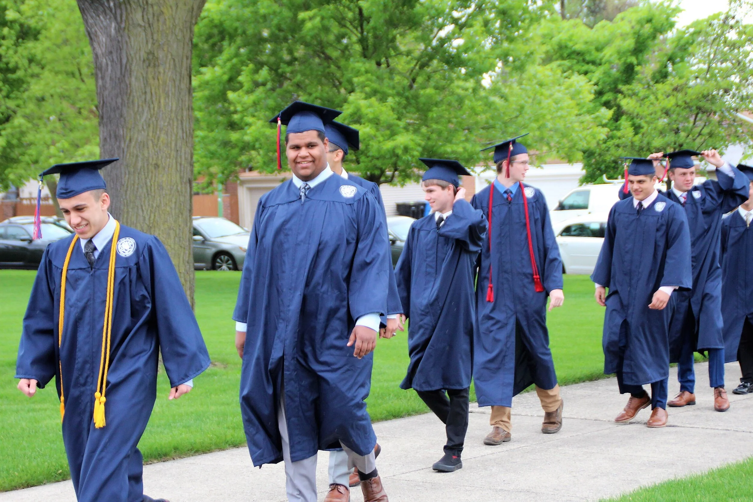 graduation guy outfit