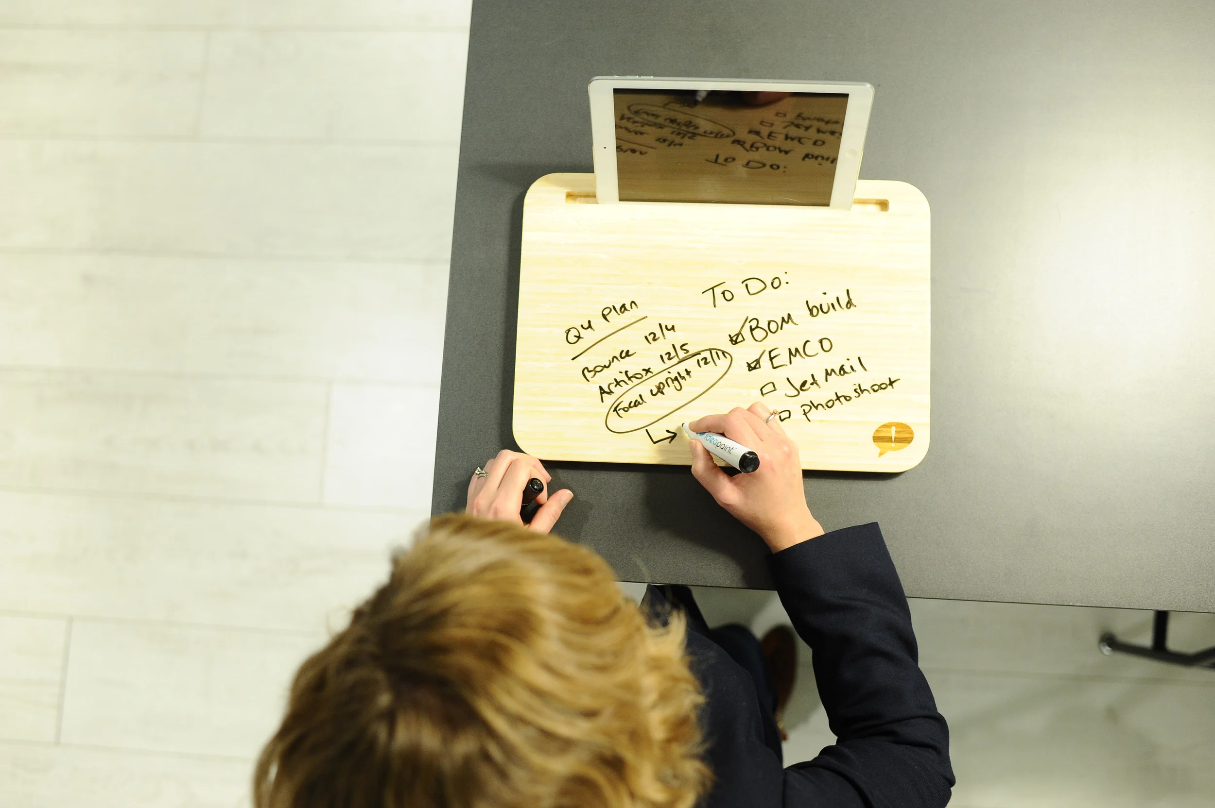 IDP Tab Lap Desk