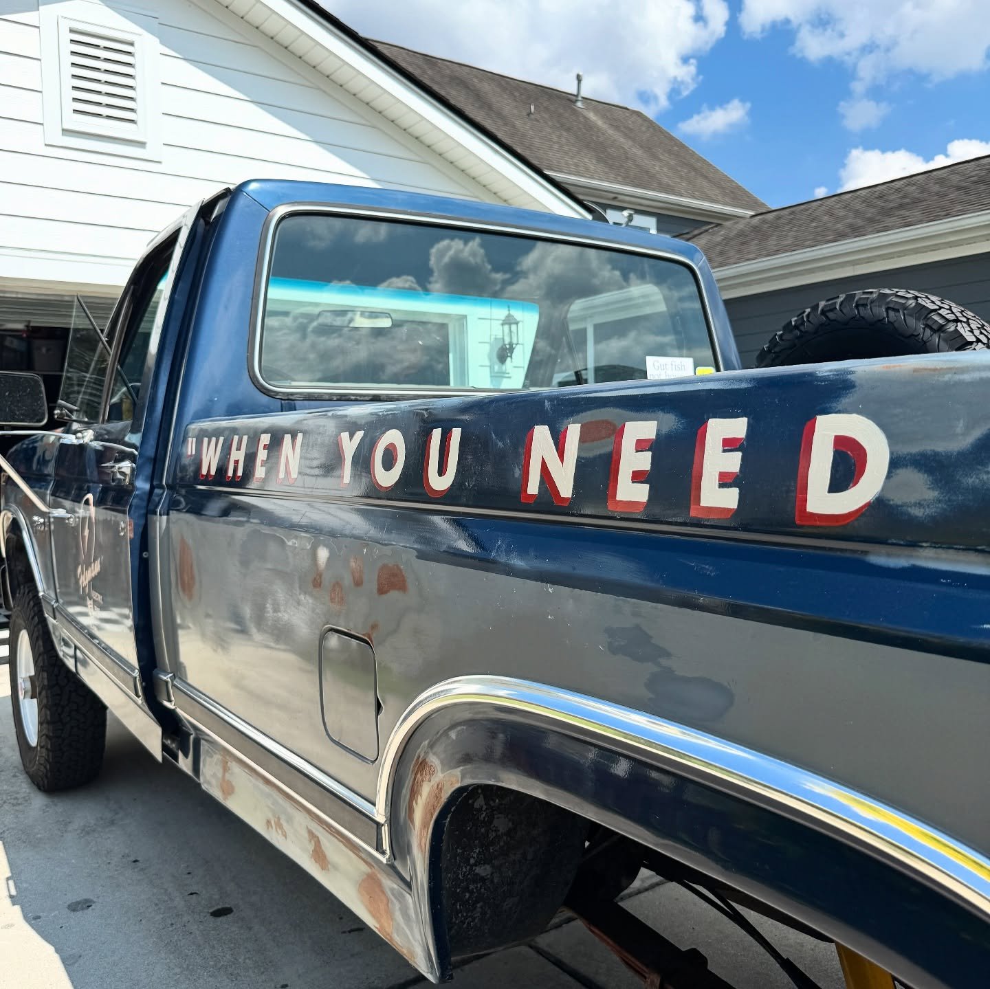 🖌️When you need hand painted graphics on your truck, you know who to call. @judahdavidlondo got us to recreate his grandfathers electrical company logo and tag line on his 1986 F250. It was such a pleasure being able to help bring this piece of hist