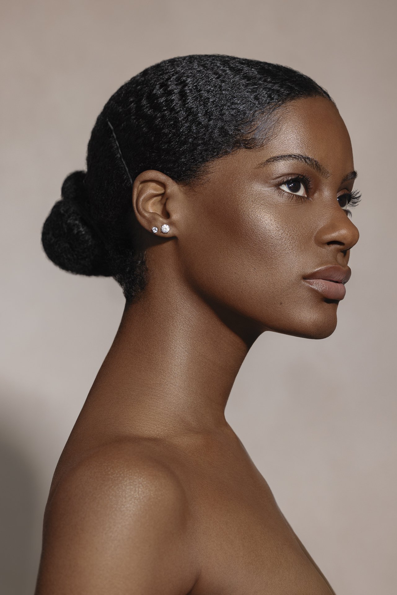 AllenCooley_Grace_SkinglassbyNoor_BeautyCampaign_2023-1.jpg