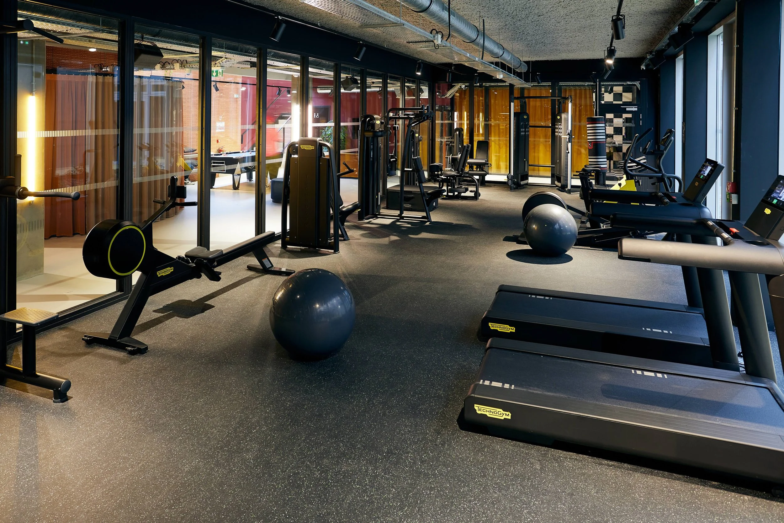 TheSocialHub Toulouse Interior Gym 2023 4497e8.jpeg