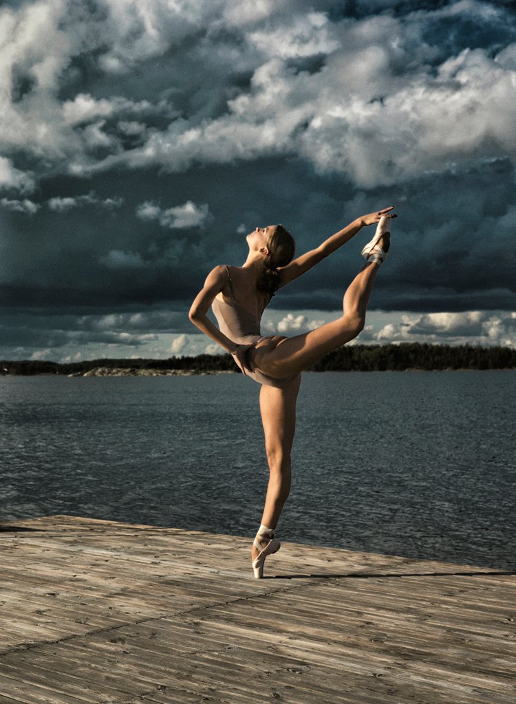 Ballerina project S at Lagnö Nr 02.jpg