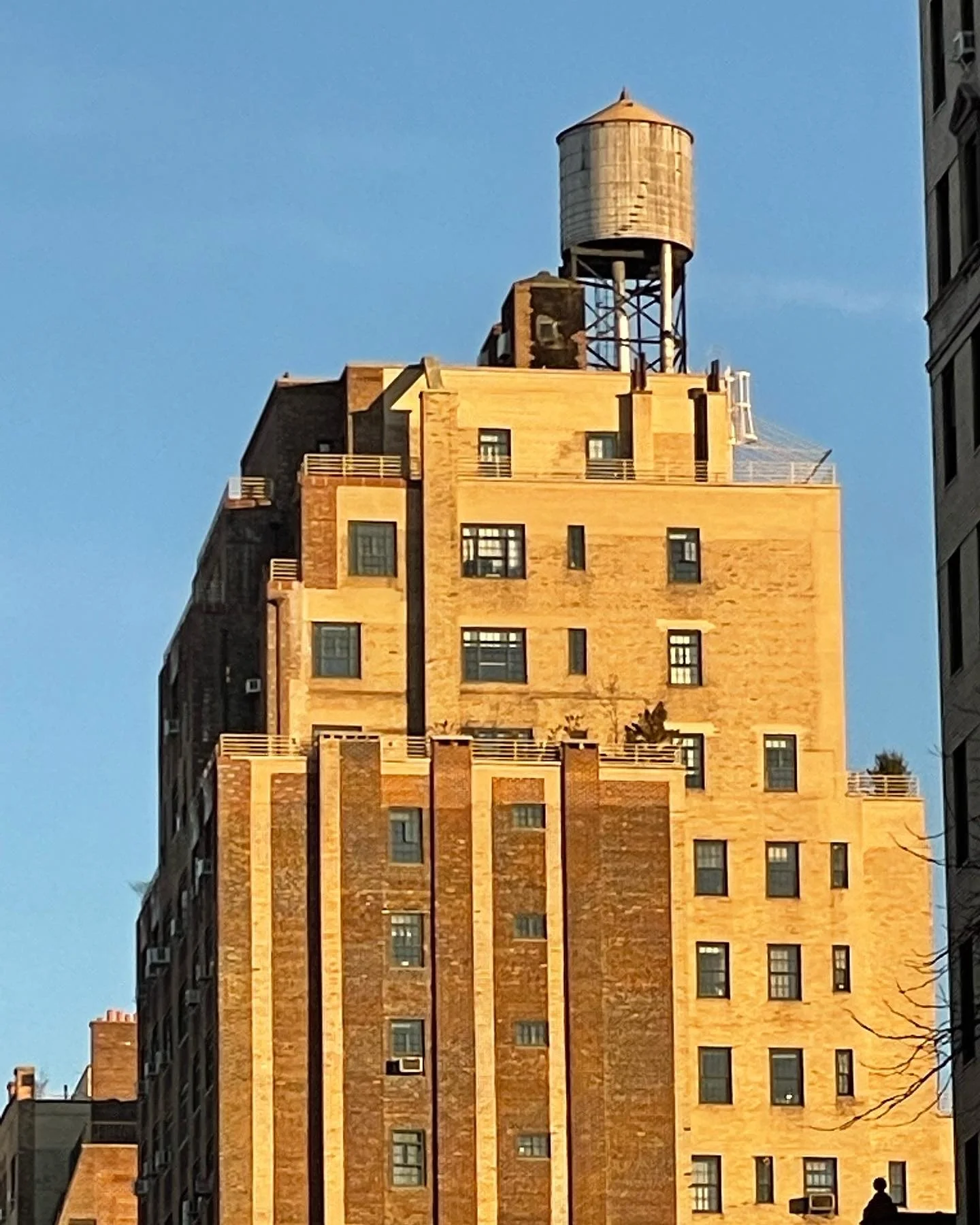 architecture D813B2D3-9738-44B2-AA10-2747B689230B.JPG