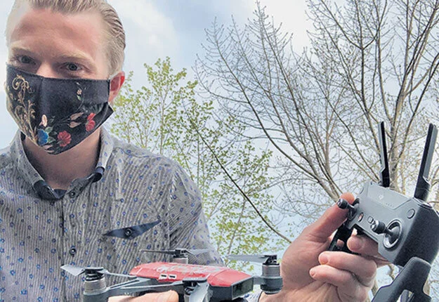 [NOUVELLES] Équipé d'un drone pour des visites virtuelles de fermes 