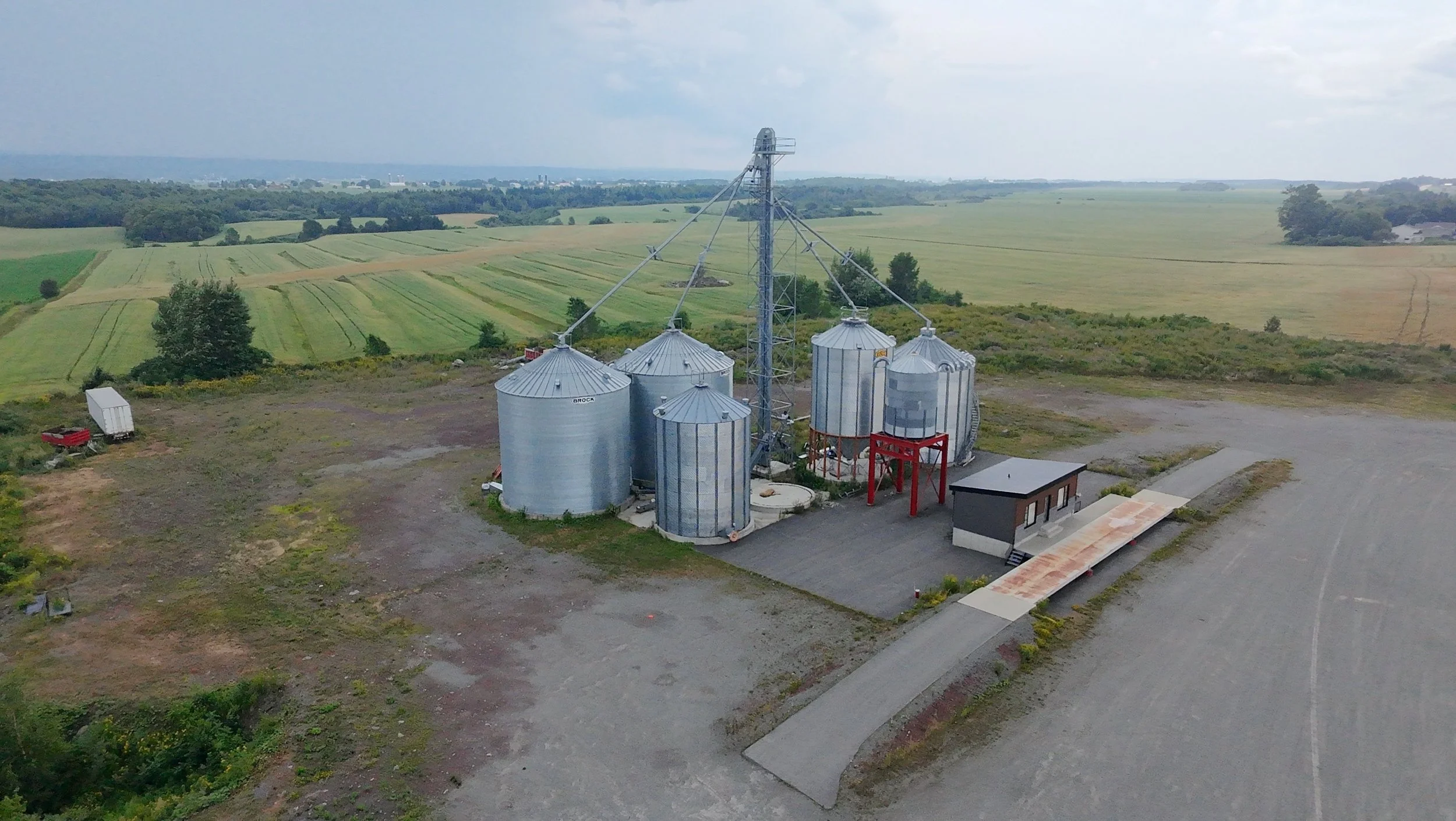 CENTRE DE GRAINS A VENDRE MONTMAGNY DAVID FAFARD COURTIER AGRICOLE3.jpg
