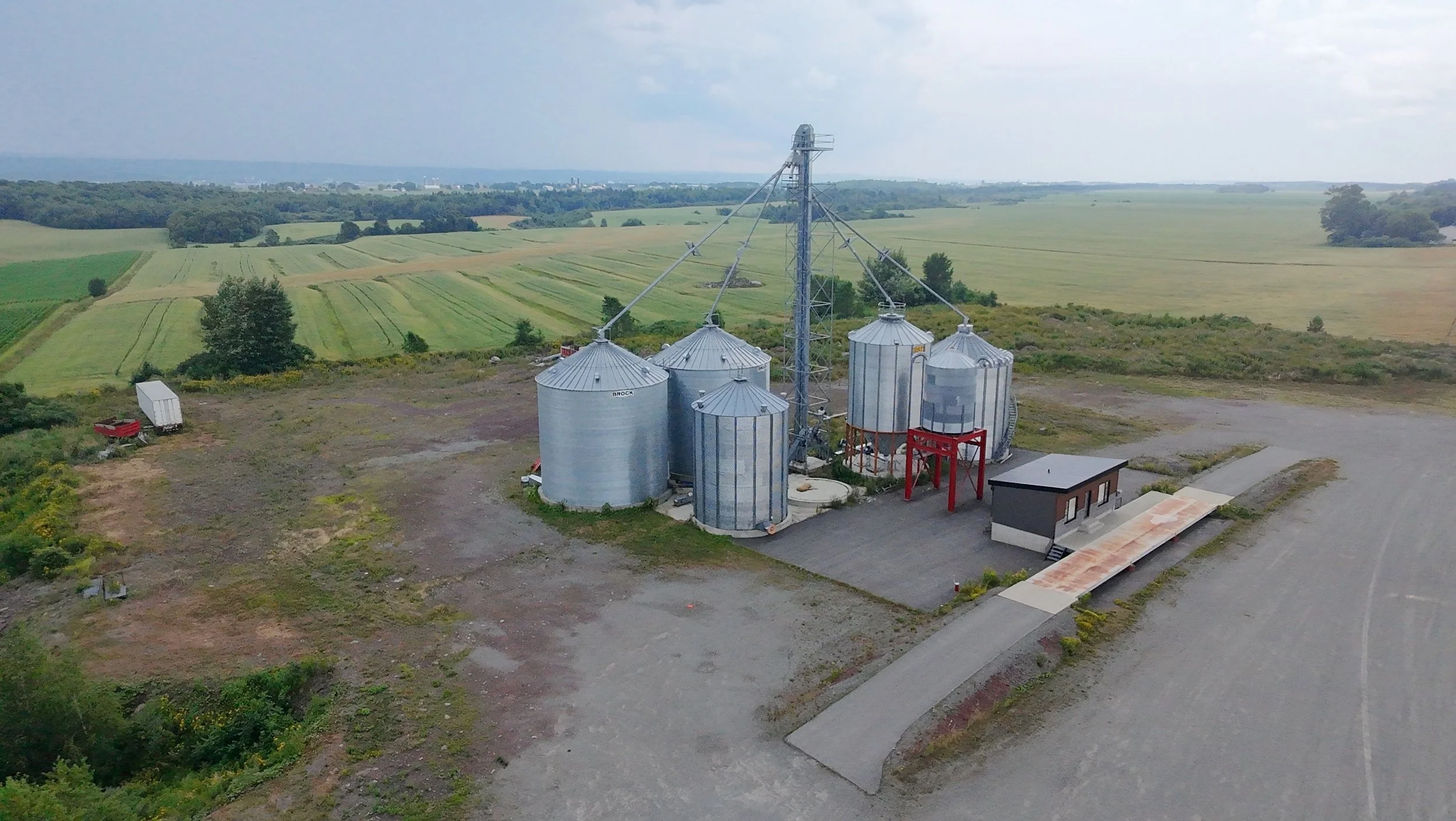 CENTRE DE GRAINS A VENDRE MONTMAGNY DAVID FAFARD COURTIER AGRICOLE4.jpg
