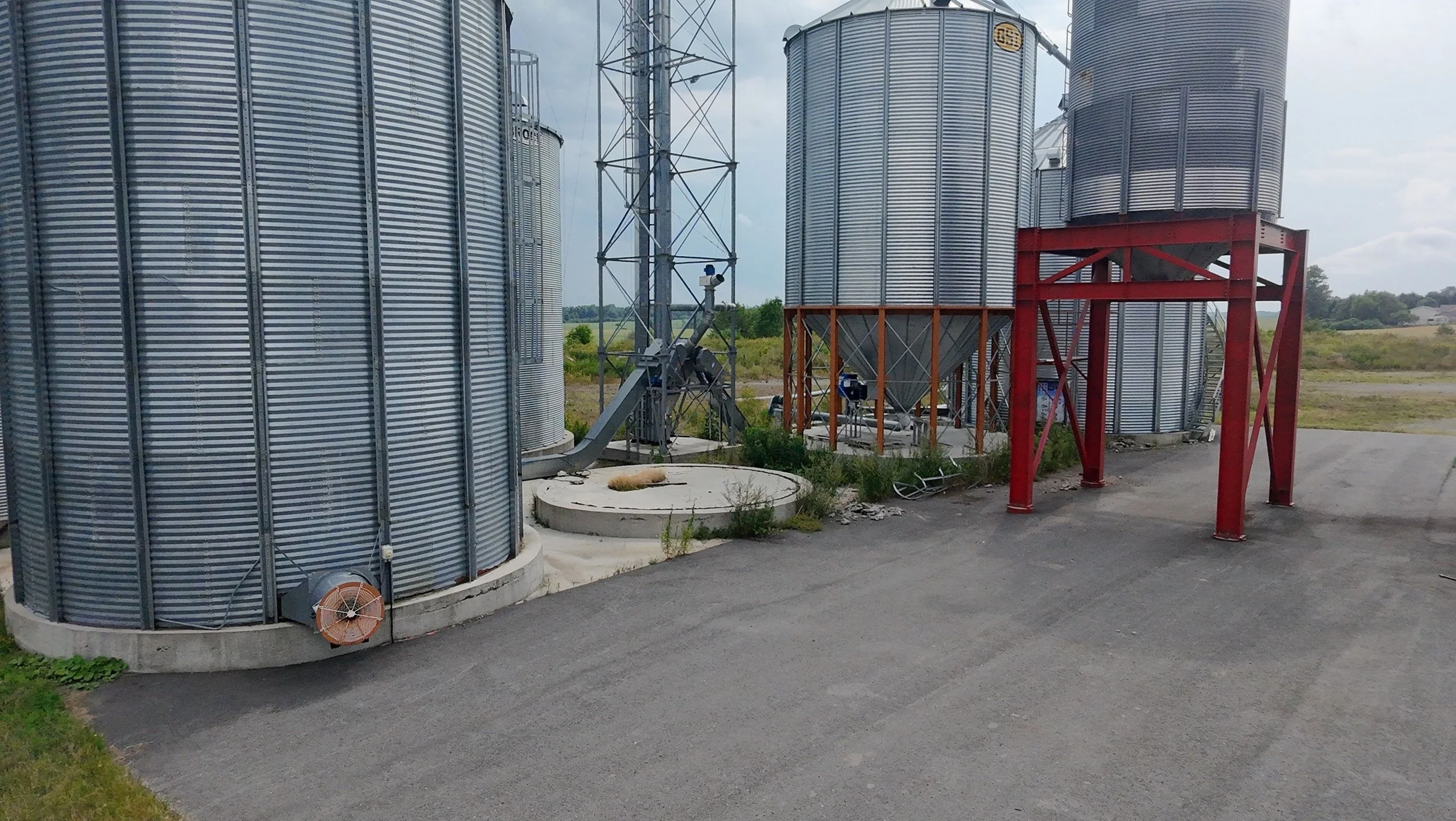 CENTRE DE GRAINS A VENDRE MONTMAGNY DAVID FAFARD COURTIER AGRICOLE14.jpg