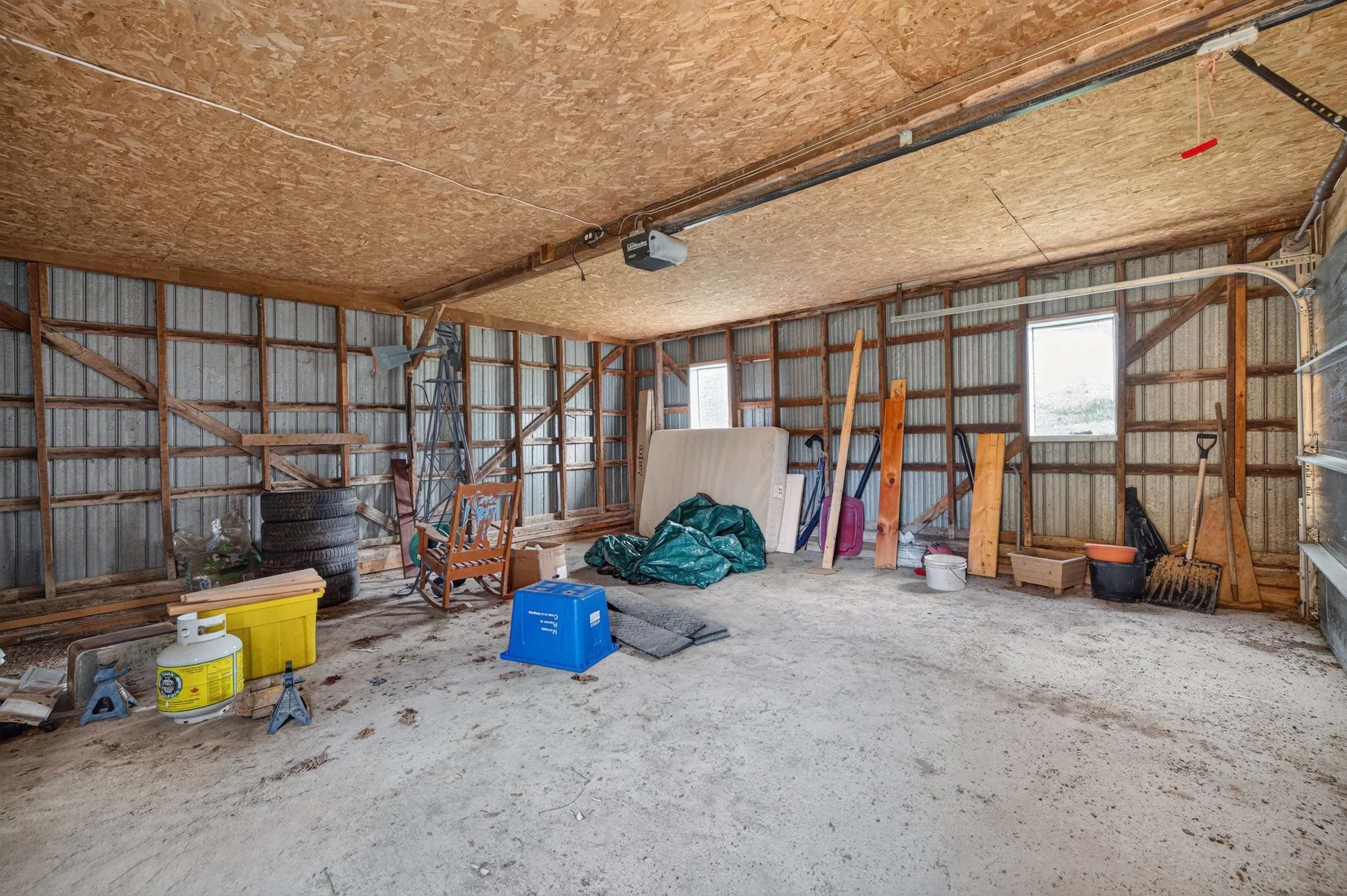 153-Garage-2.jpg