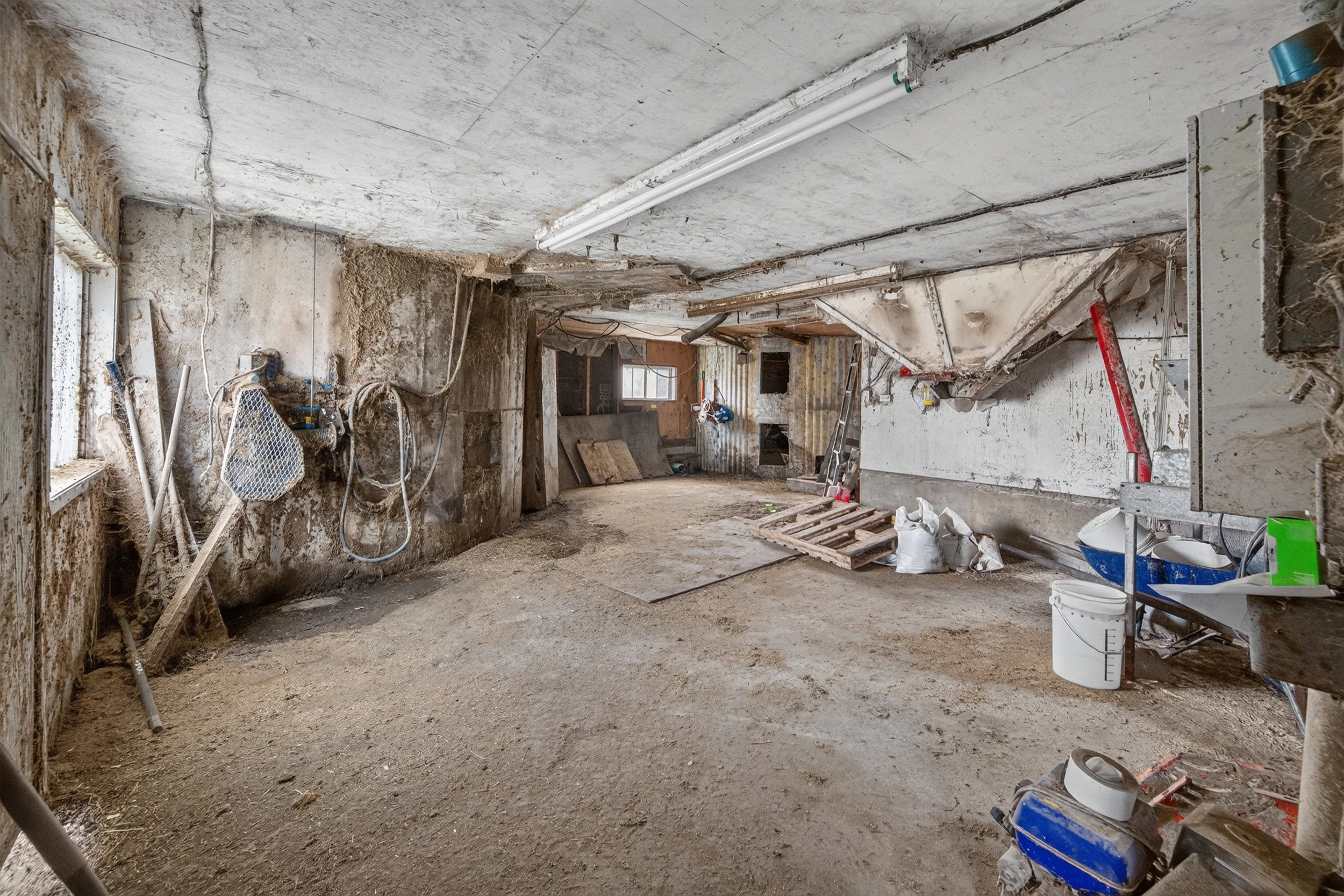 176-Bergerie-17-Grainerie-annexe.jpg